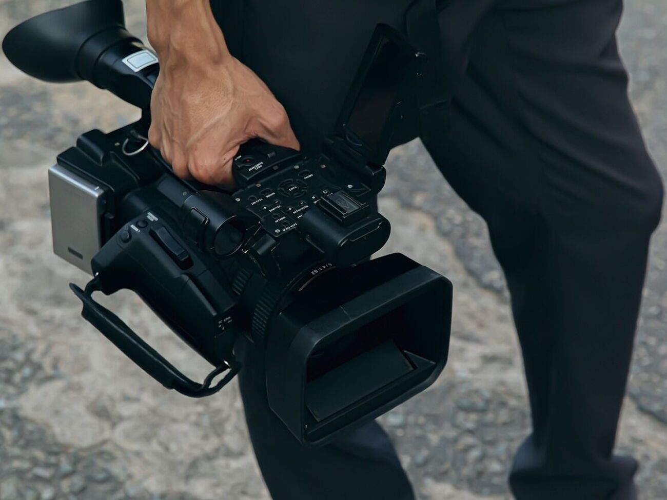 Глава московського бюро ZDF приїхав до окупованого Маріуполя без згоди України