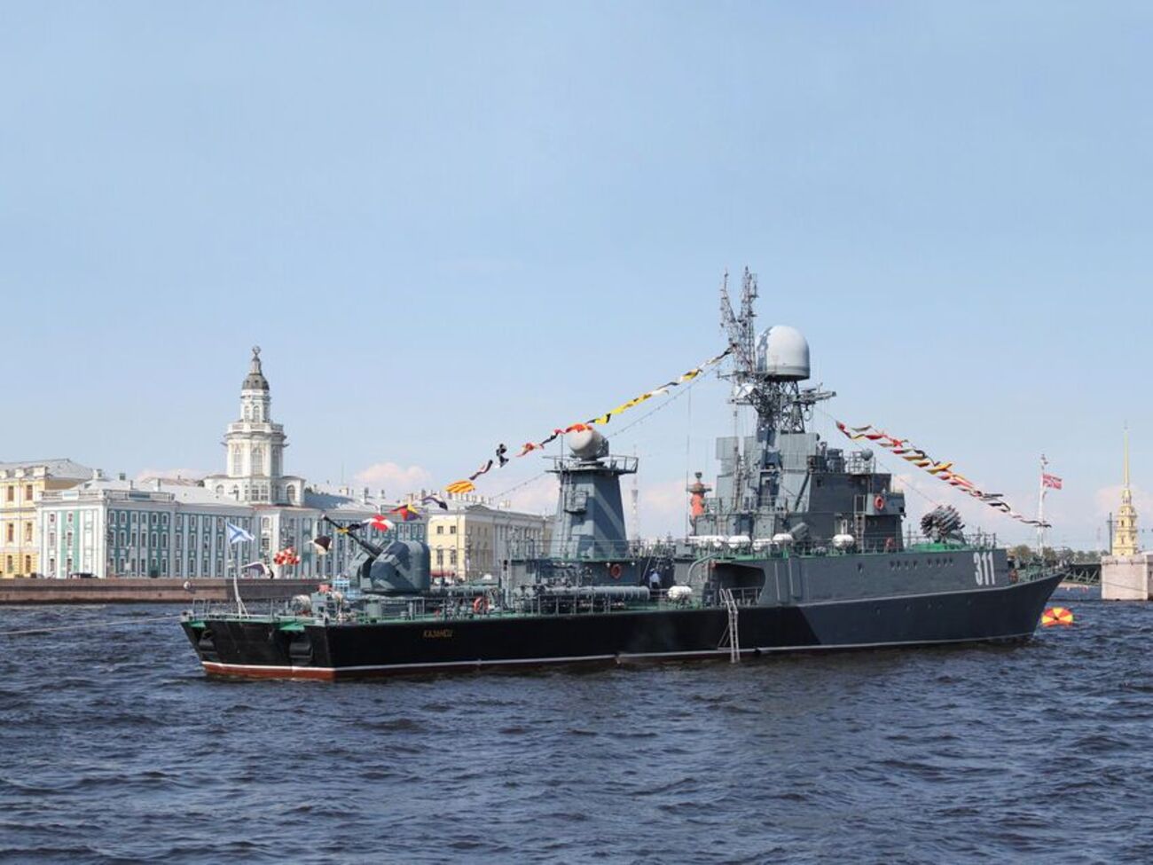 Черноморский флот РФ может применять против Украины только корабли, являющиеся платформами для ракет "Калибр", говорят в ВМС ВСУ