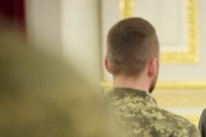 Зеленський нагородив розвідників за знищення катера РФ