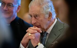 В Букингемском дворце не назвали вид обнаруженного у Чарльза III рака