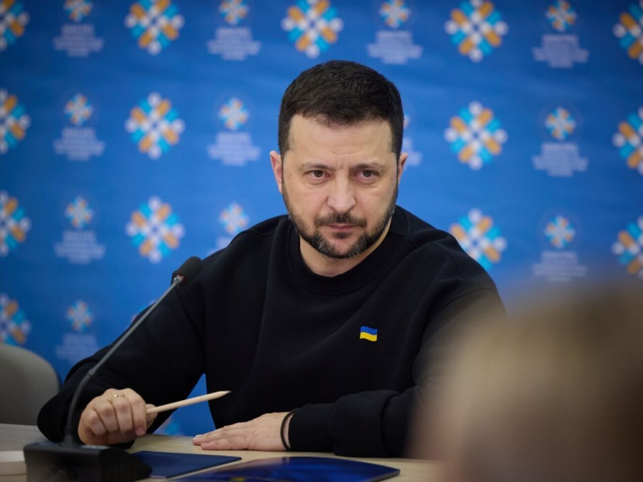 Без людей, які працюють, не буде заробітних плат, зазначив Зеленський