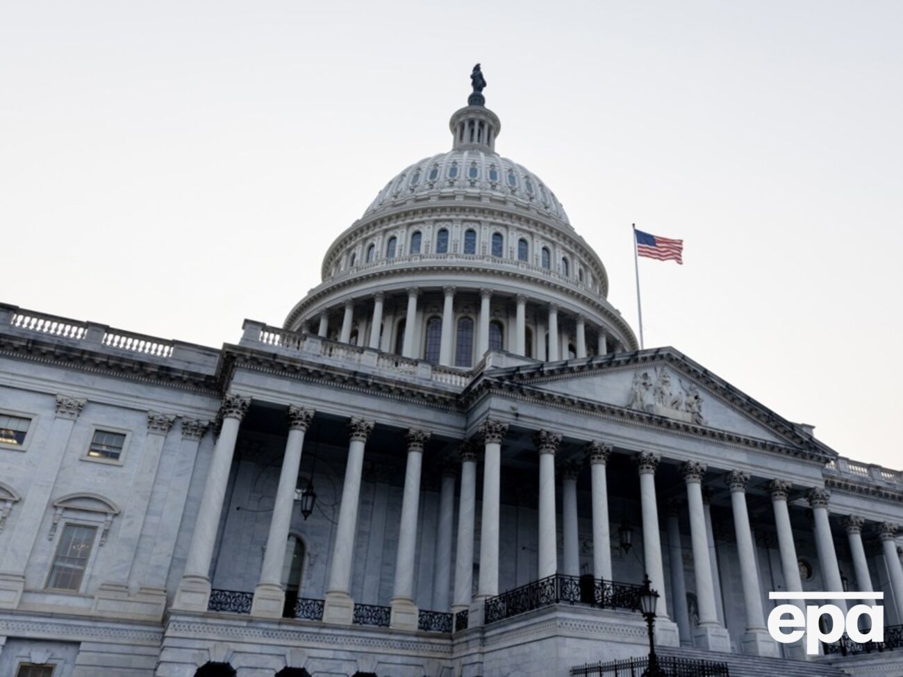 Республиканцы в Конгрессе лоббируют разделение военной поддержки Украины и Израиля с темой миграционной политики