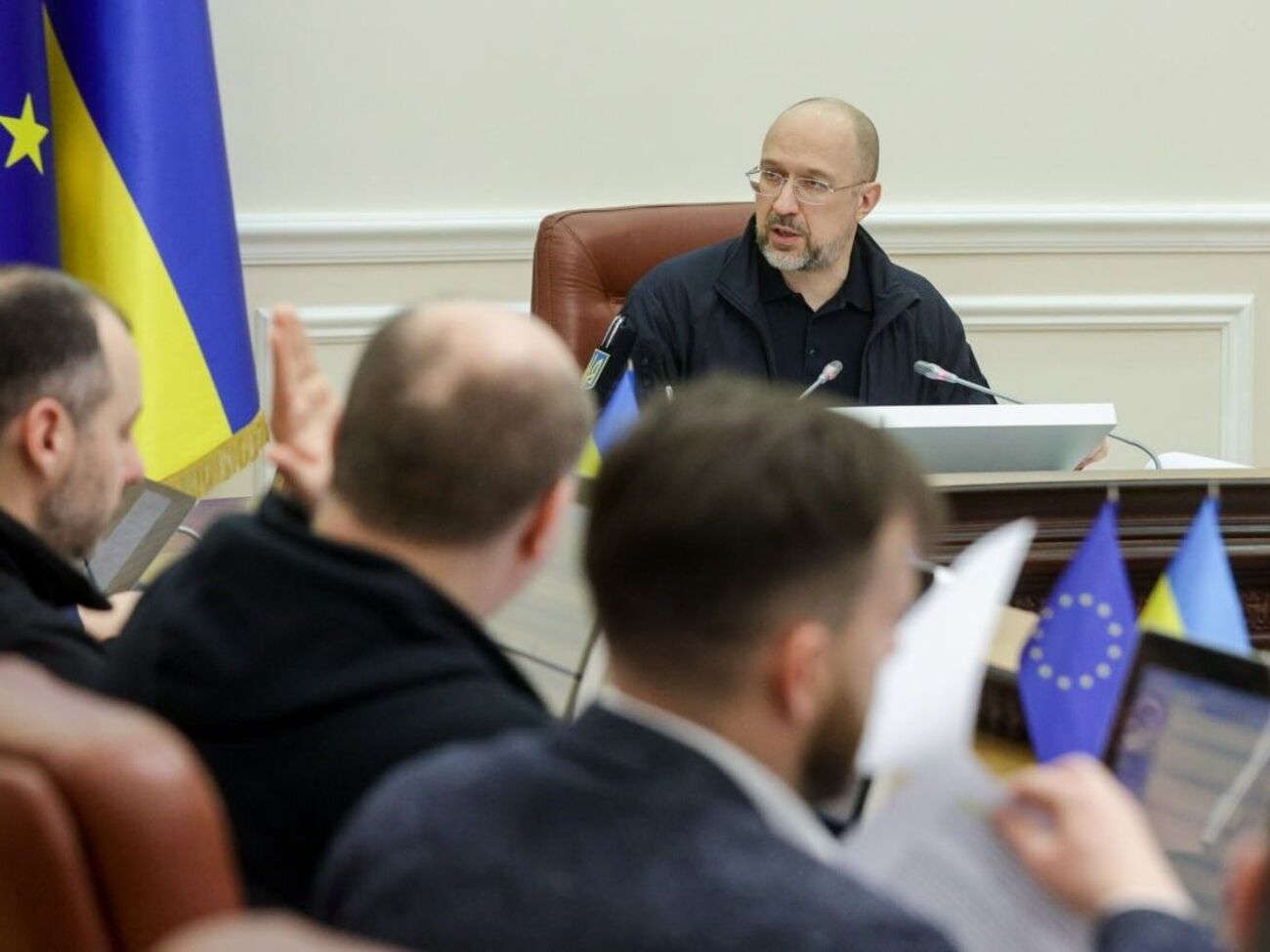 В 2023 году в Украине удалось восстановить 37,4 тыс. объектов, отметил Шмыгаль
