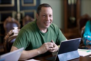 Шевченко назвал открытое против него дело в Украине "классическим политическим преследованием"