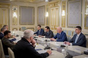 Зеленский встретился в Киеве с Желязковым и депутатами Народного собрания Болгарии