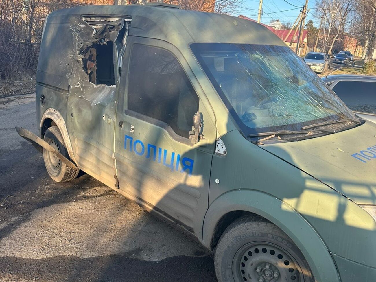 Автомобиль хотя и был бронированным, получил значительные повреждения, отметили в полиции Днепропетровской области