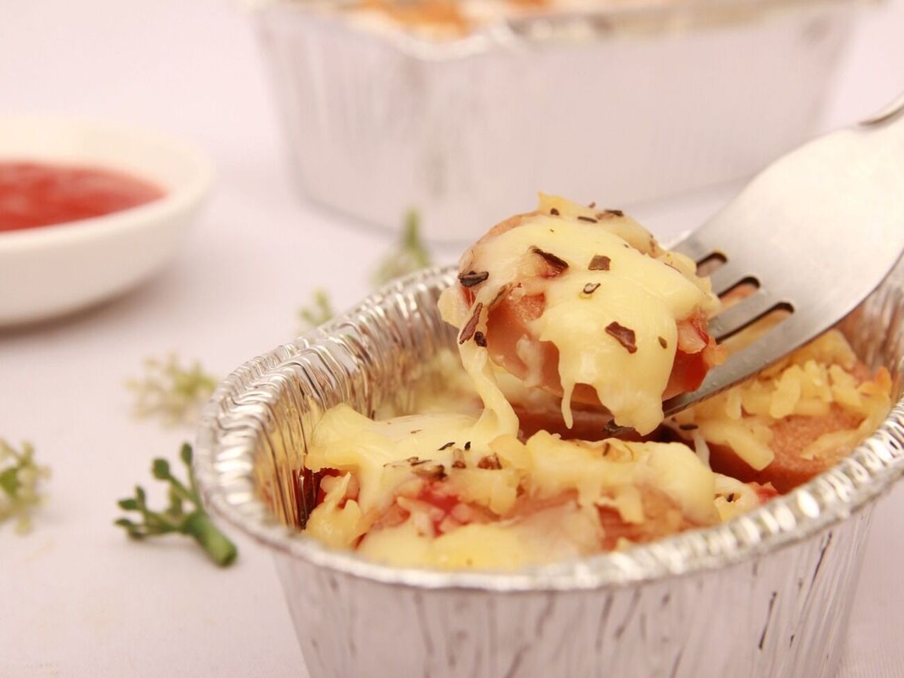 В блюдо нужно добавить сыр