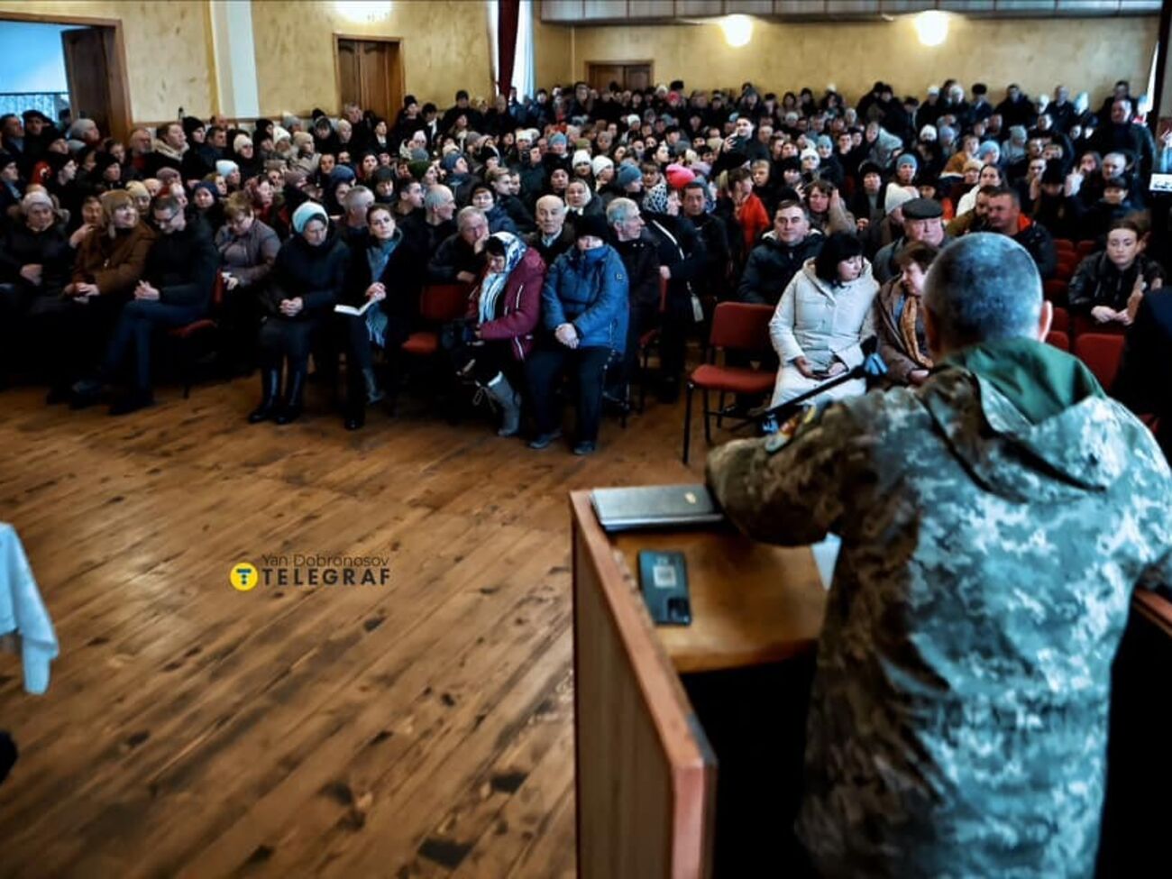 Жителі Космача обурилися мобілізацією