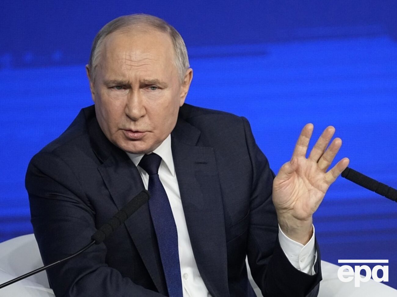 Путін заявив, що батько Зеленського був "фронтовиком", хоча він народився за два роки після закінчення Другої світової