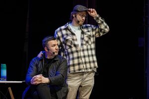 В действиях Иванова и Петрова есть признаки государственной измены, отметил Гончаренко