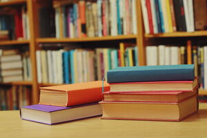 Зараз на карті позначено 447 книгарень України