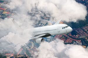 Обох пілотів тимчасово усунули від польотів