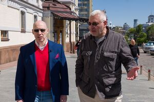 Фейгин: Репрессии в России будут возрастать. Не факт, что это будет моментально и на Бутовском полигоне начнут расстреливать, но то, что репрессии вырастут и под этот каток попадут сотни тысяч людей, – в этом нет сомнения