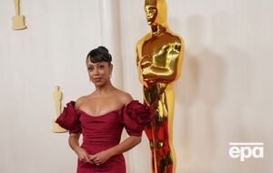 Коши после падения продолжала улыбаться