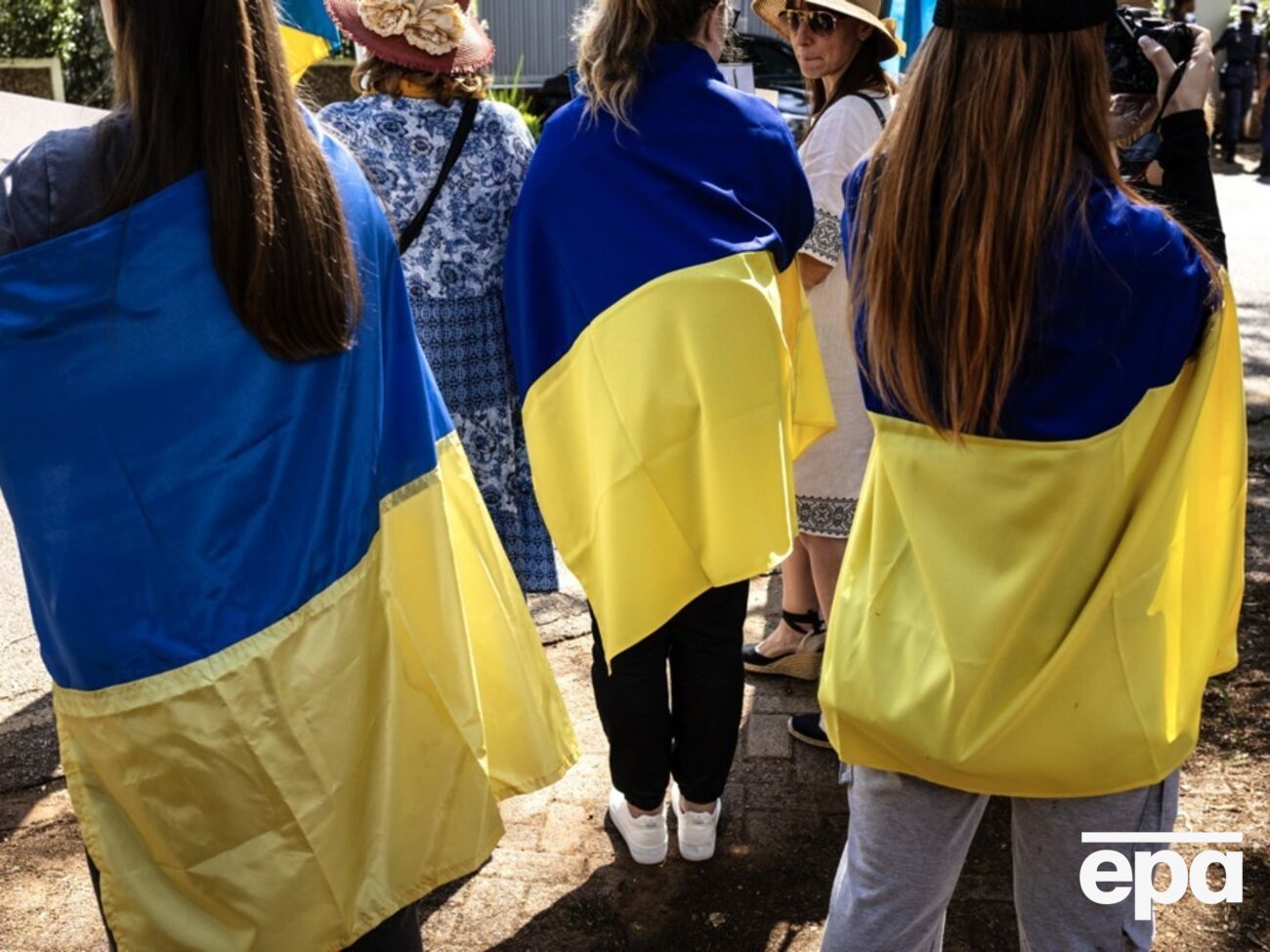 Журналісти з'ясували, якими методами російські чиновники намагаються впливати на вивезених з України дітей