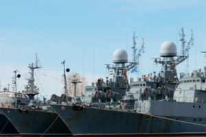 Росіяни річками й суходолом можуть перекинути кораблі в Азовське море, але, на думку Плетенчука, це тільки збільшить кількість мішеней для ЗСУ