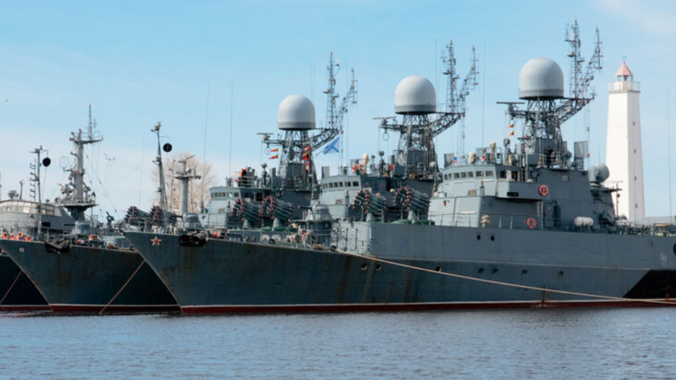 Росіяни річками й суходолом можуть перекинути кораблі в Азовське море, але, на думку Плетенчука, це тільки збільшить кількість мішеней для ЗСУ