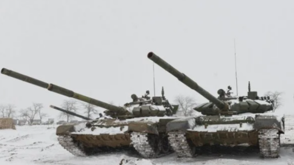Россия усиливает группировку под Новомихайловкой, перебросив на это направление танковый полк, заявили в ВСУ