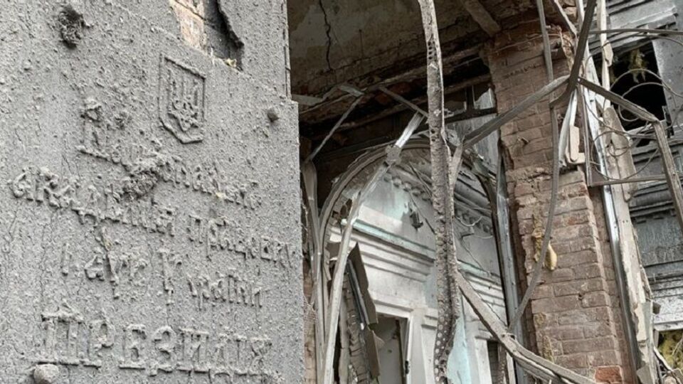 Згідно з підрахунками ЮНЕСКО, найбільших збитків ворог завдав університету Мудрого в Харкові