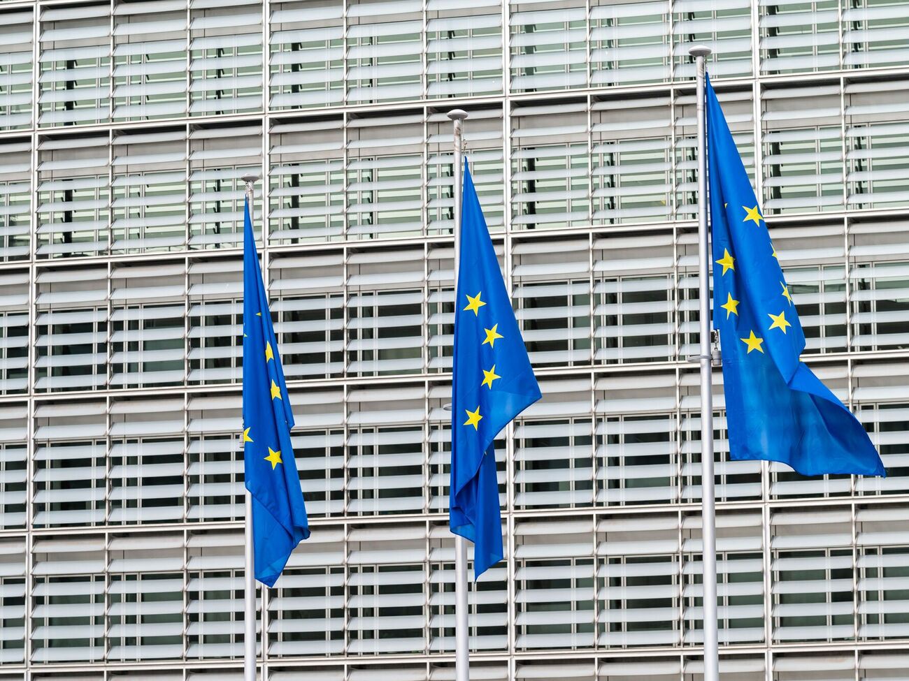 12 березня Європейська комісія запропонує так звані переговорні рамки про вступ Боснії і Герцеговини