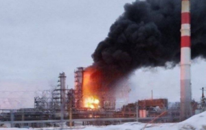 В России ночью загорелись нефтебазы в двух областях