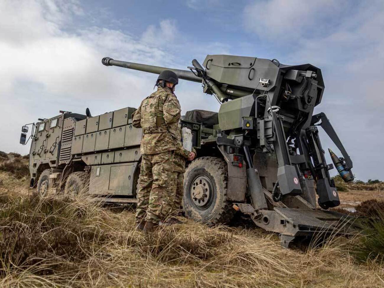 16-й по счету пакет военной помощи от Дании предусматривает передачу Украине САУ CAESAR, отметили в датском минобороны