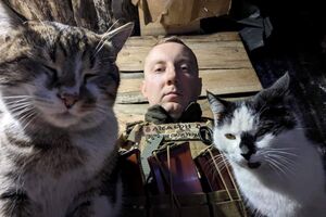 За словами Фірсова, Асєєв мав багато пропозицій з міжнародних фондів працювати за кордоном