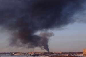 В Рязани загорелся нефтезавод, местные жители слышали несколько взрывов