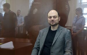 В РФ Кара-Мурзу приговорили к 25 годам лишения свободы