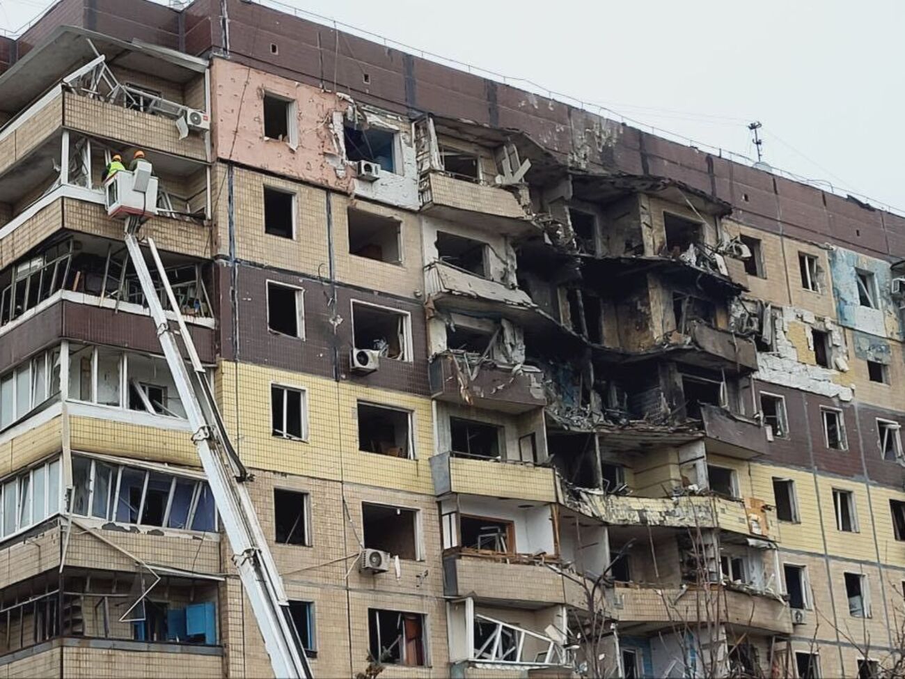 В результате российской ракетной атаки по Кривому Рогу 12 марта погибли трое женщин и двое мужчин