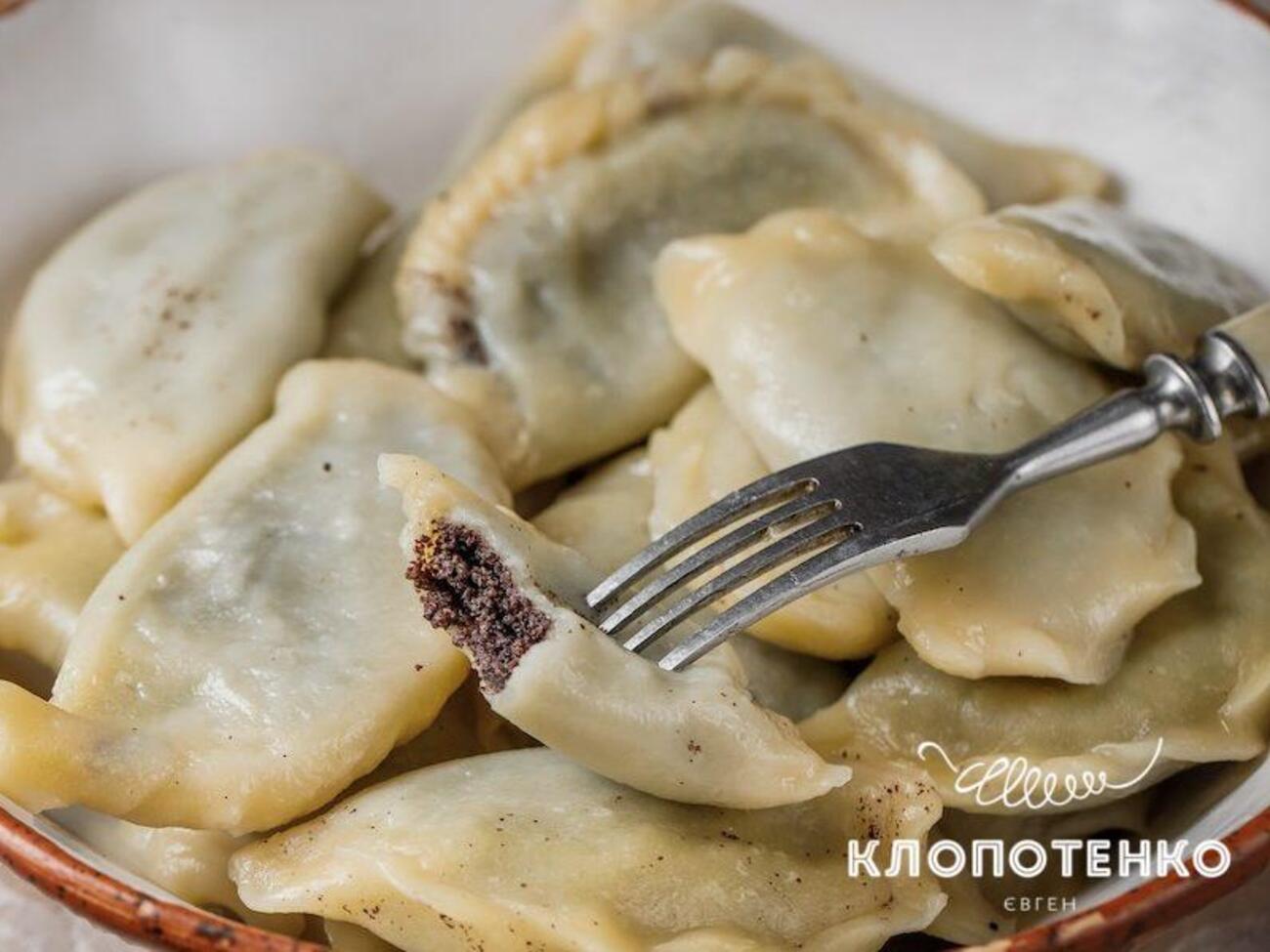 Клопотенко посоветовал перетирать мак для вареников самостоятельно