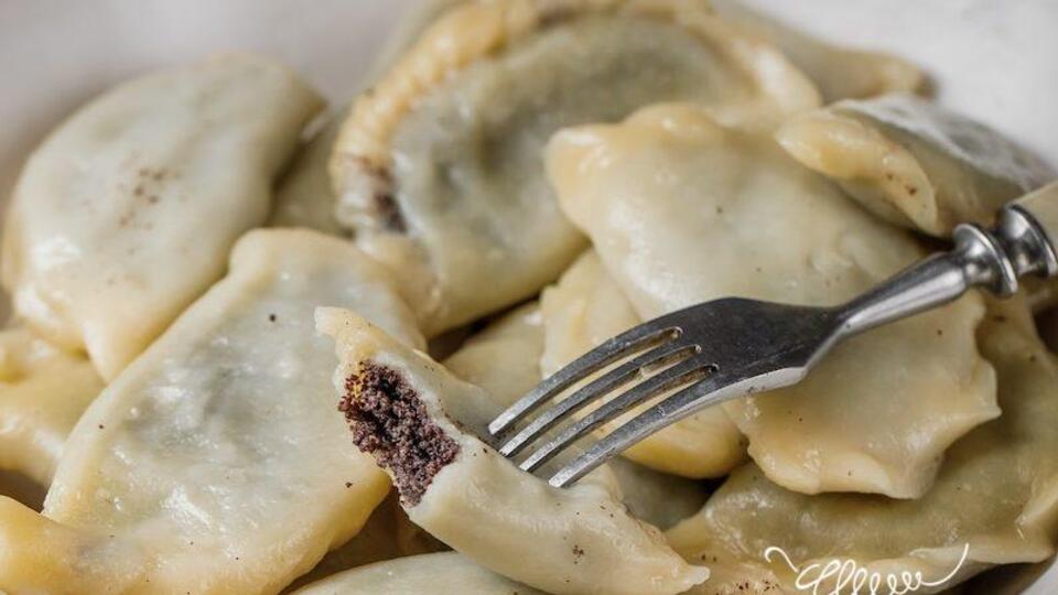 Клопотенко посоветовал перетирать мак для вареников самостоятельно