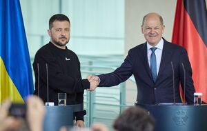Зеленський і Шольц обговорили результати конференції з підтримки України в Парижі