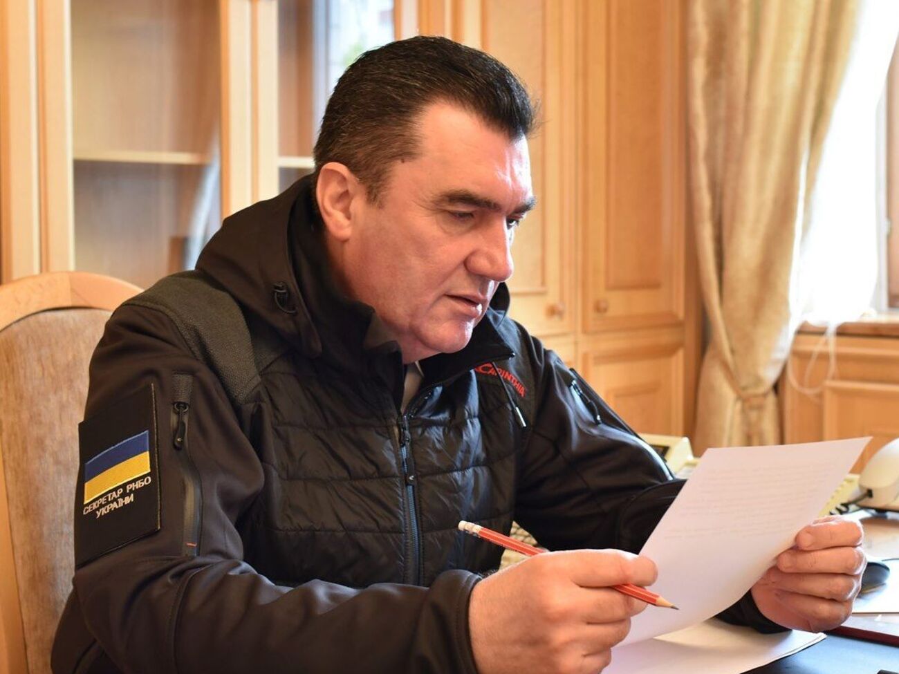 Данилов предположил, что стрельба в приграничных регионах РФ связана с выборами