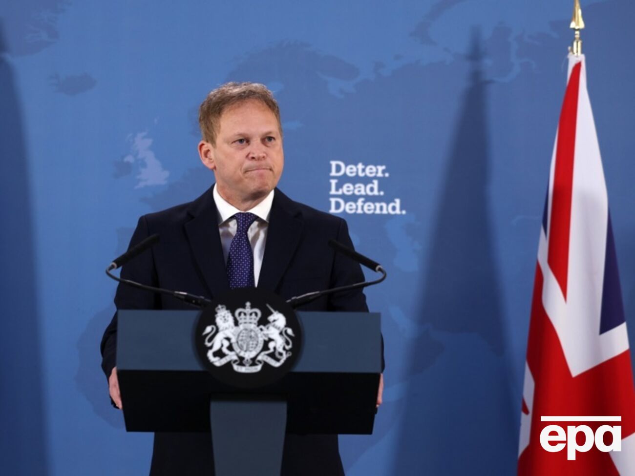 У літака Шеппса проблеми виникли під час прольоту повз Калінінградську область РФ