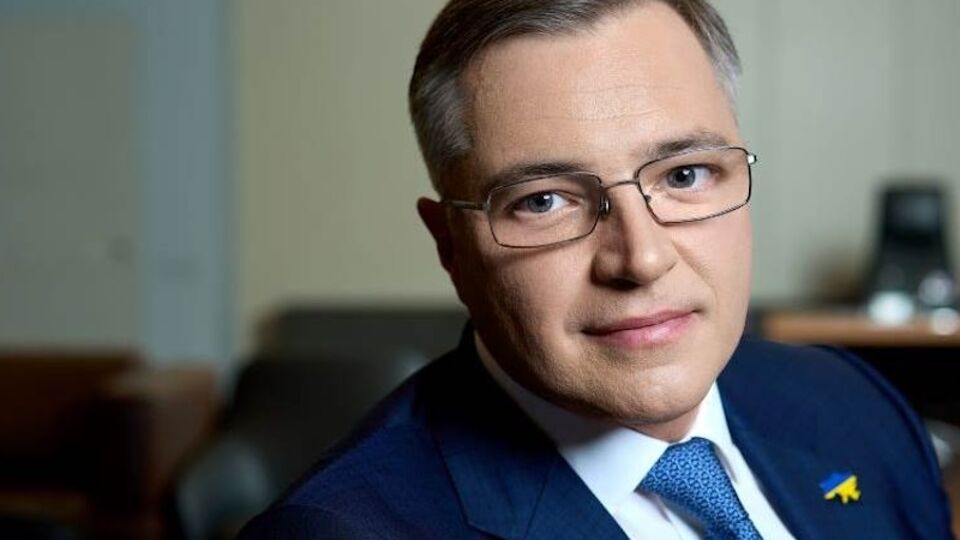 Юрій Риженков: П'ять – сім років тому ми шукали інженерів-металургів, яких ми могли б навчити ІТ. Зараз ми готуємо ІТ-спеціалістів, котрих навчаємо металургії