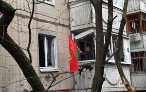 Пока РДК призывает жителей обстреливаемых регионов эвакуироваться, местные власти зовут их идти на выборы