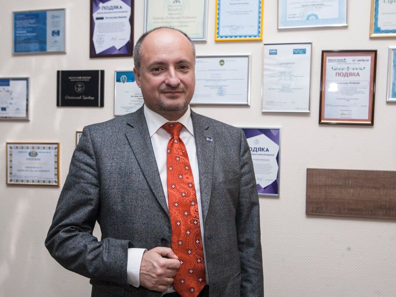 Ростислав Кравец: Например, не сможет быть забронировано лицо, которое производит хлеб и получает меньше средств, чем сотрудник маркетинговой компании, поставляющий этот хлеб в магазины