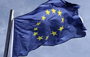 Еврокомиссия отобрала 31 проект на помощь европейской промышленности в увеличении производства боеприпасов