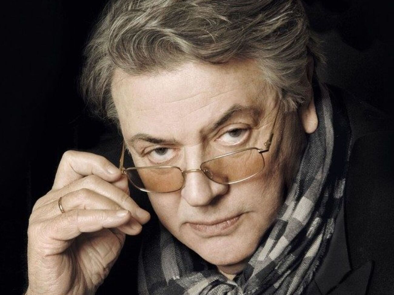 Ширвіндт народився 1934 року в Москві