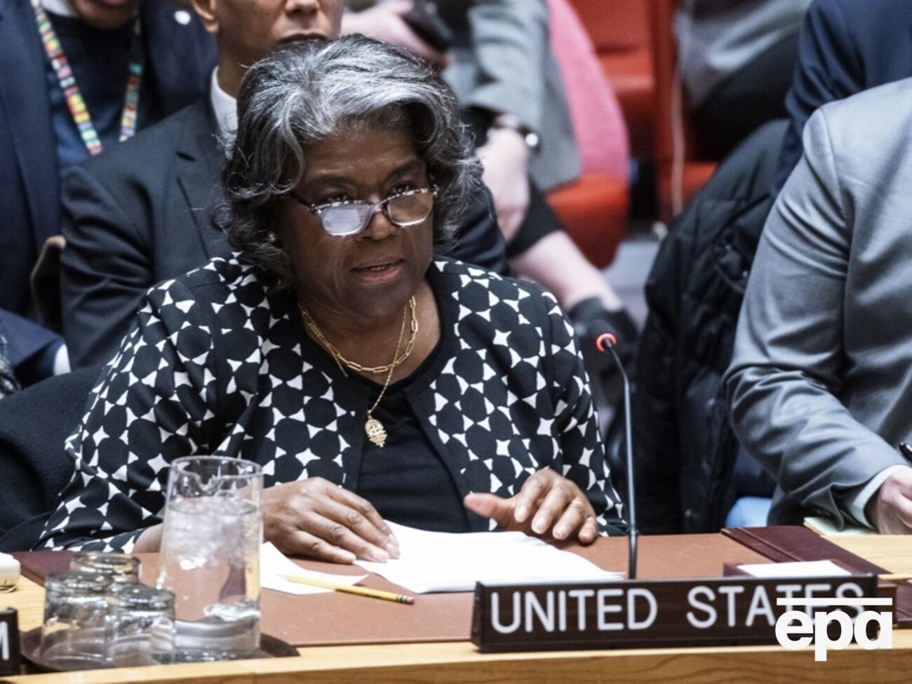 Томас-Гринфилд подчеркнула, что действия Кремля в очередной раз доказывают, что Россия не намерена искать мирного урегулирования войны