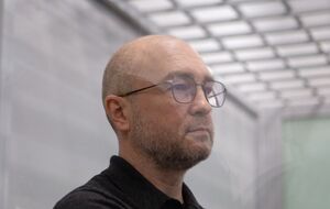 Суд изменил меру пресечения Лиеву на личное обязательство