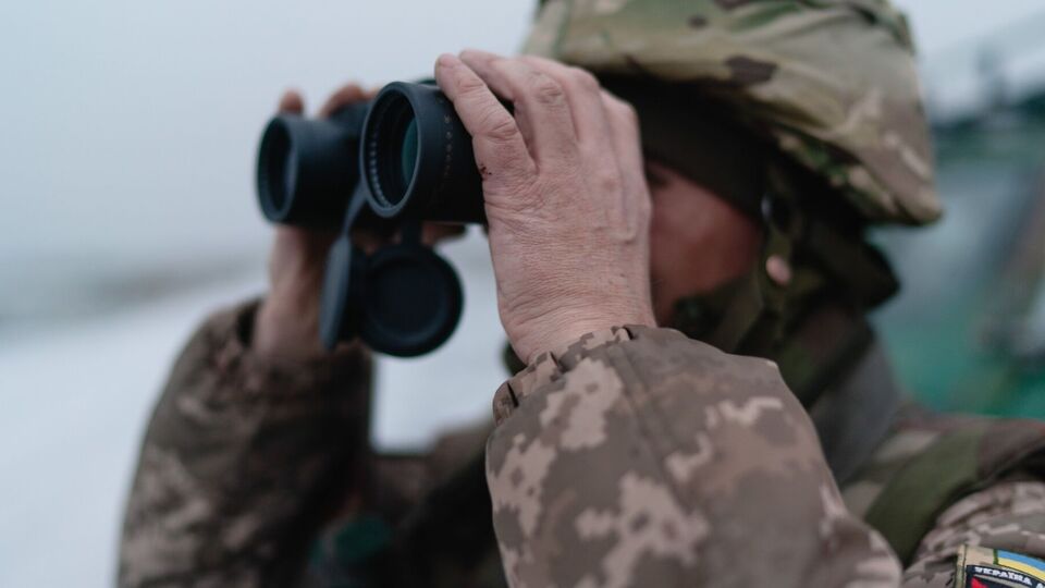 На бахмутському напрямку українські військові відбили три атаки противника