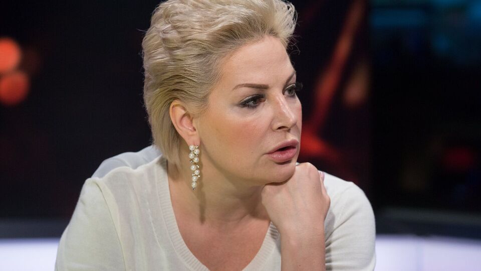 Максакова рассказала, как били Путина и что он устроит после 17 марта