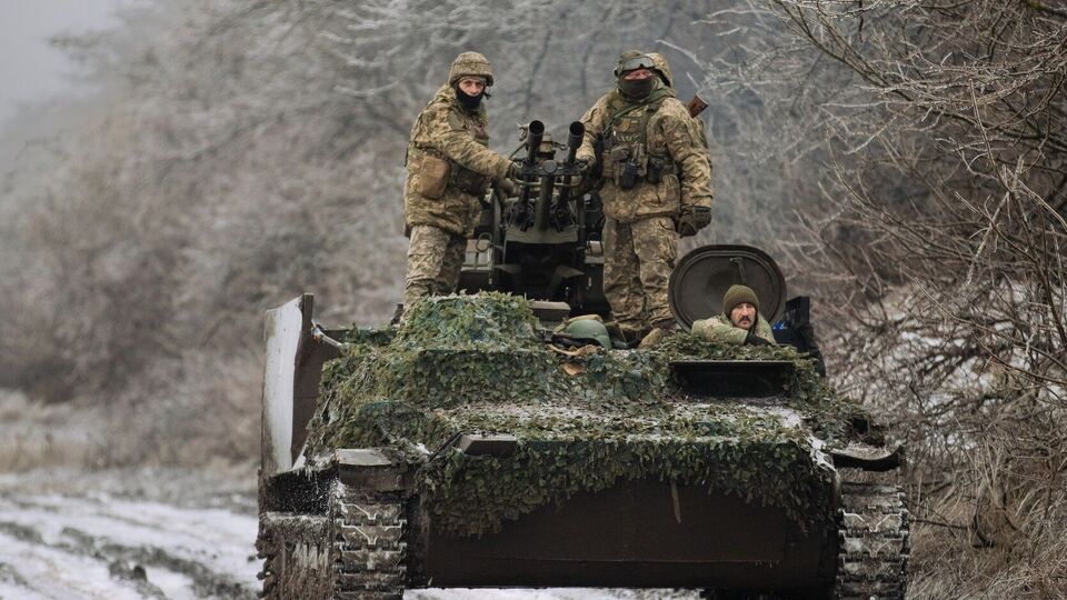 Украинские военные продолжают наносить оккупационным войскам урон в живой силе и технике