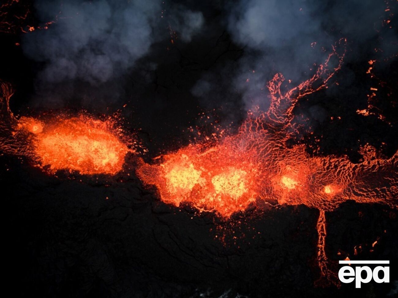 Виверження вулкана почалося на півострові Рейк'янес, зазначив Метеорологічний центр Ісландії