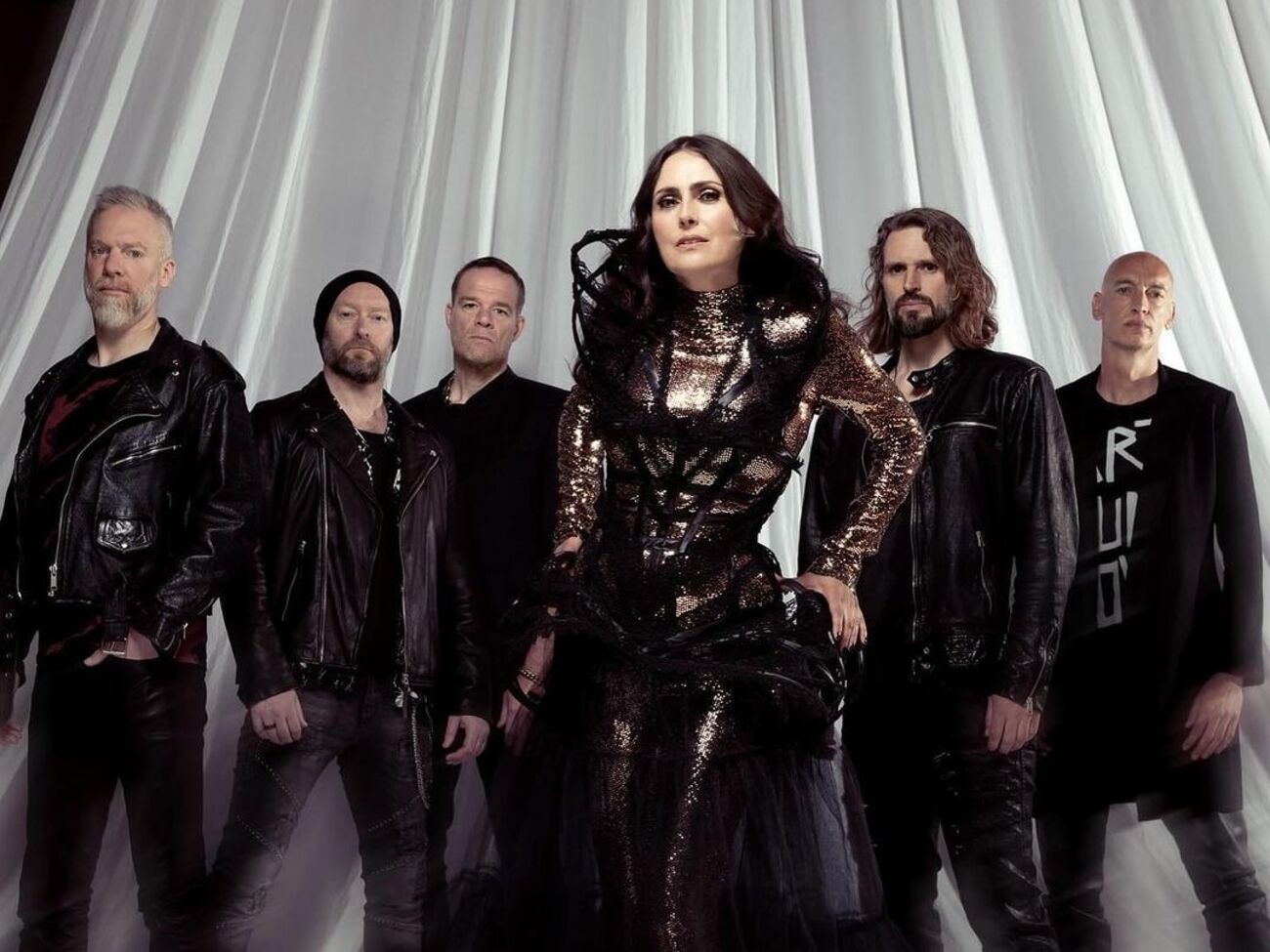Within Temptation давно поддерживают Украину