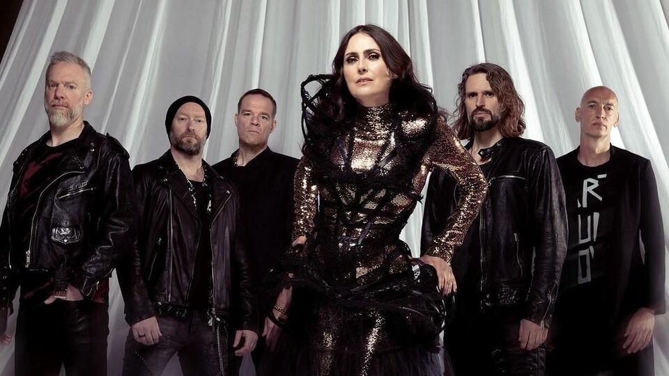 Within Temptation давно підтримує Україну