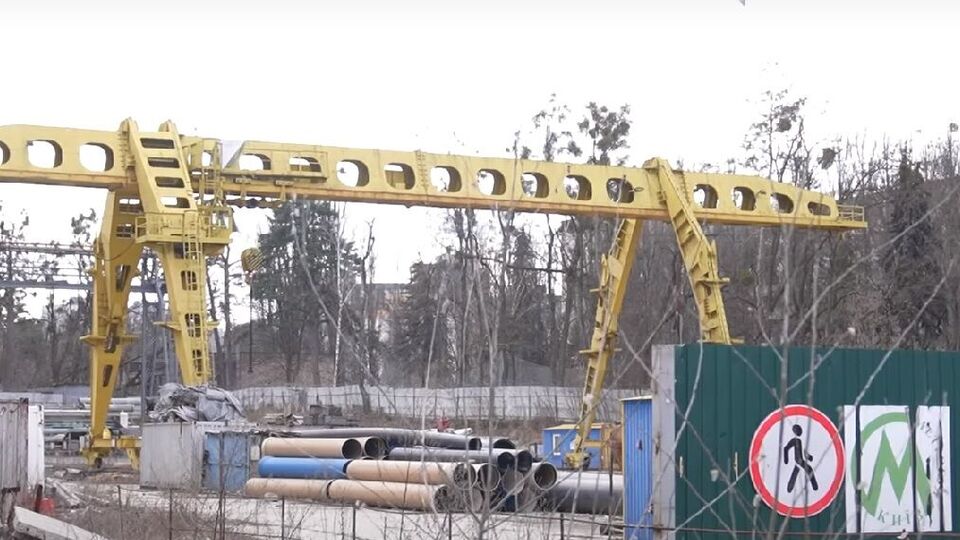 За даними Bihus.info, фірмі танцівниці за ремонт у метро перерахували вже приблизно 1 млрд грн