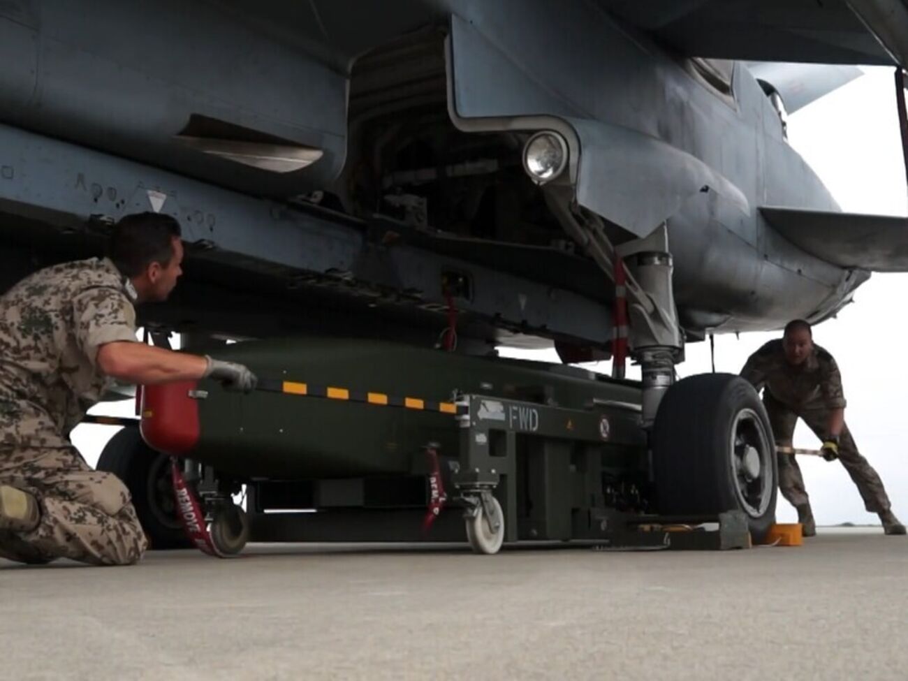 Навколо ракет TAURUS у Німеччині й далі розгоряються політичні скандали